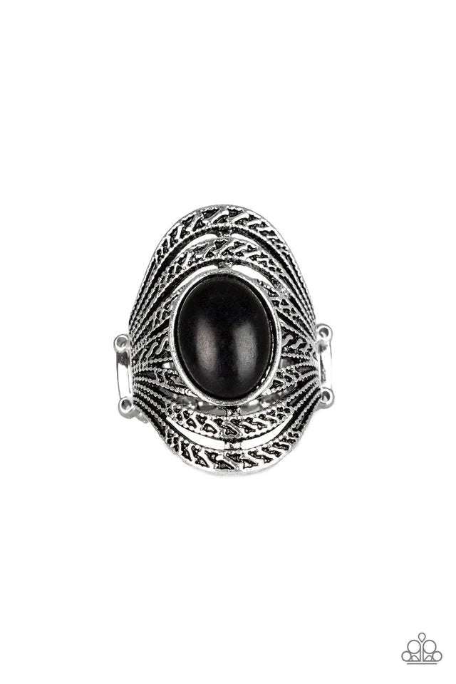 Royal Roamer Black Ring