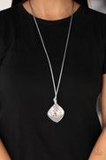 Face The ARTIFACTS Silver Necklace