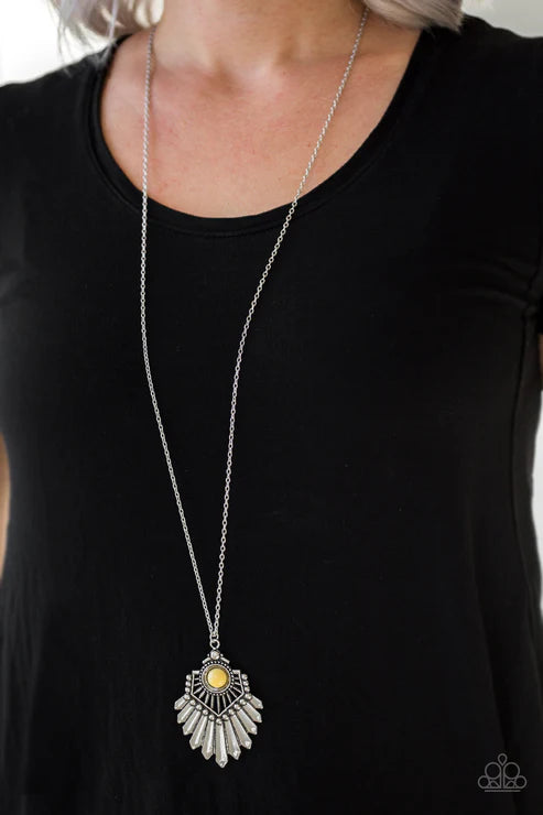 Inde-PENDANT Ido Yellow Necklace
